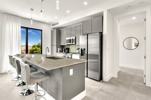 Fridge, microwave, oven, stovetop