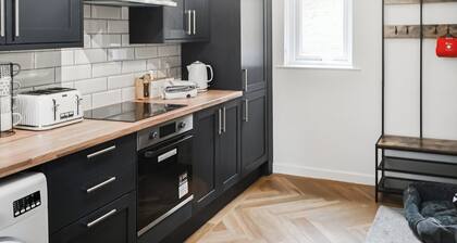 3 bedroom accommodation in Catton