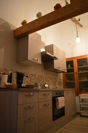 Fridge, microwave, oven, stovetop - Feel at home during a holiday, in the center of the city of the two seas. (Taranto)