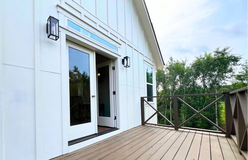 Getaway in the Woods - 2-Bed/1 Bath Apartment Near Texas A&M