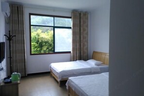 Room - Luotian Yunhai Mountain Villa (Luotian County)