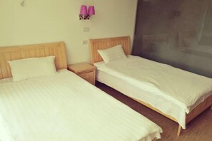 Room - Luotian Yunhai Mountain Villa (Luotian County)