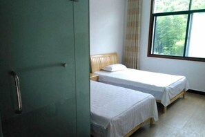 Room - Luotian Yunhai Mountain Villa (Luotian County)