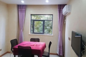 Room - Harmony Harbour Hotel (Sixin Avenue Subway Station Hancheng Garden ) (Wuhan)