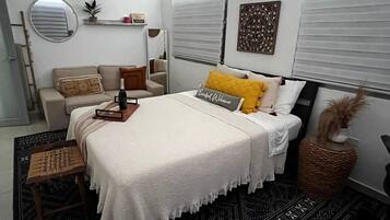 1 bedroom, desk, free WiFi
