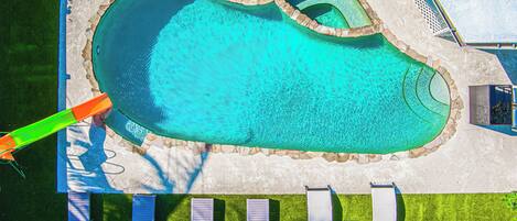 Outdoor pool, a heated pool