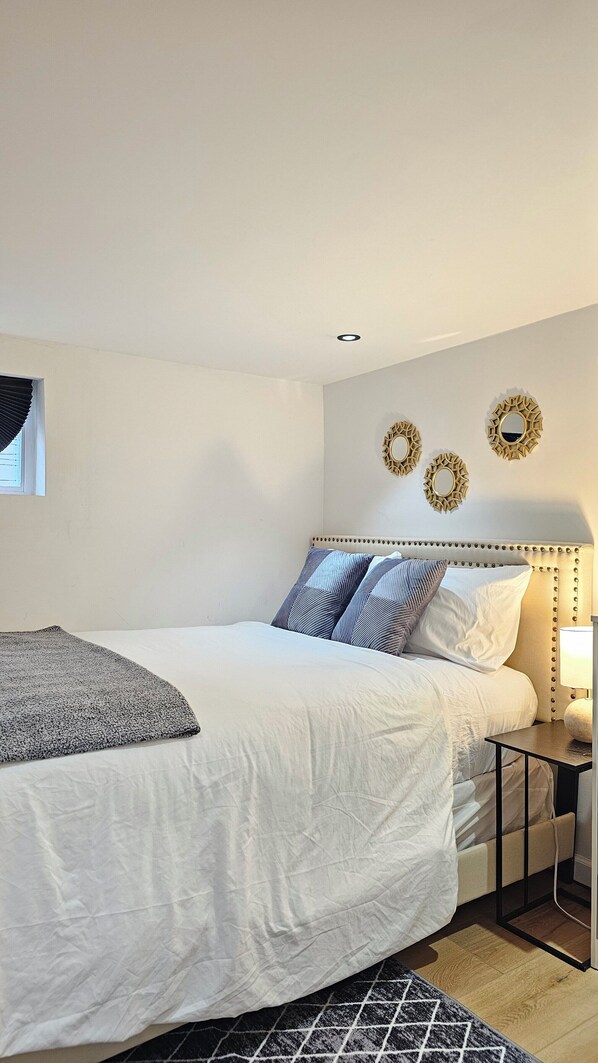 1 bedroom, desk, iron/ironing board, free WiFi - Cozy Platinum Retreat near NYC/EWR/Major Hospital (Irvington)