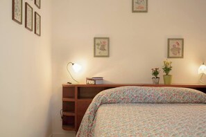 2 camere, ferro/asse da stiro, culla da viaggio, Wi-Fi gratuito