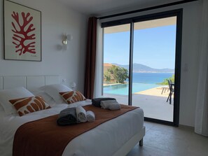4 bedrooms, in-room safe, desk, iron/ironing board - Villa Napoleon, vue mer Exceptionnelle, Grande Piscine à Debordement (Pietrosella)