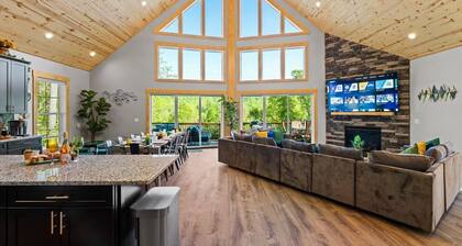 Serenity - Mtn Views - Hot Tub - Nature - Escape