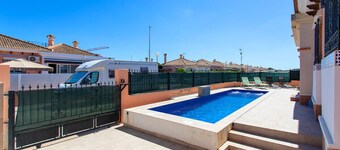 CH Villa Amapola Los Montesinos