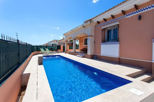 CH Villa Amapola Los Montesinos