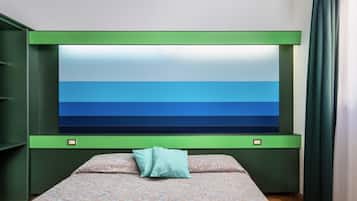 2 chambres, lit parapluie, draps fournis