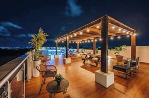 Outdoor dining - Sun Cocorobana 3, One Bedroom Private Plunge Pool (Noord)