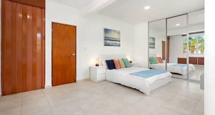 Cacique by Otium