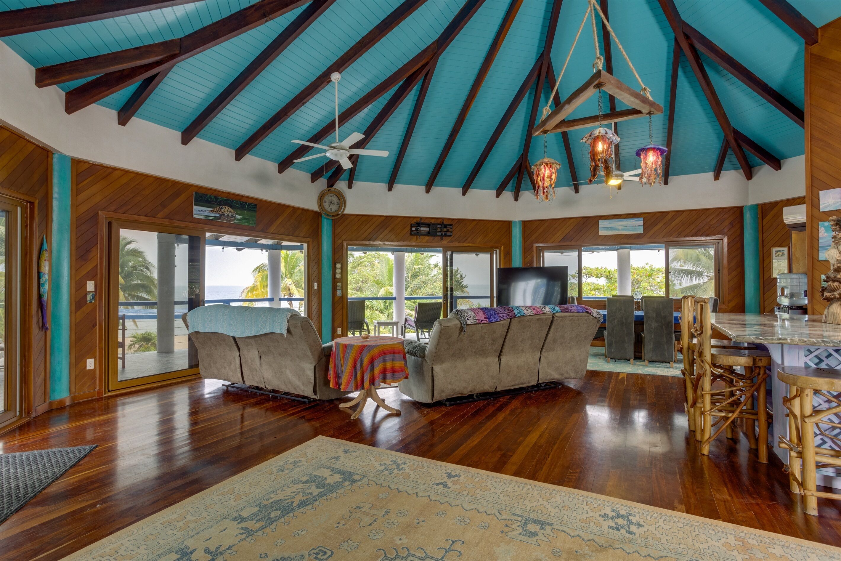 Smart-tv och böcker