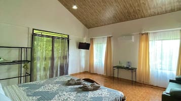 Chalet rustique traditionnel, 1 très grand lit et 1 canapé-lit, non-fumeur, cuisine | Ameublement unique, espace de travail pour ordinateurs portables