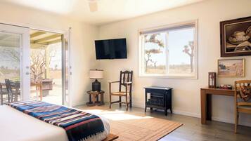 1 slaapkamer, een bureau, wifi, beddengoed