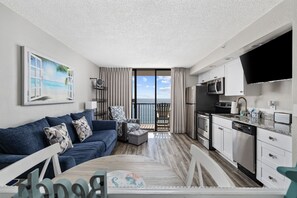 TV, offices - Cozy Oceanfront Condo, Pool,M124 (Myrtle Beach)