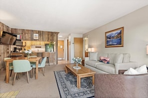 Exterior - Lichenhearth 09 (Snowmass Village)