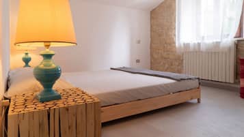 2 bedrooms, Internet, bed sheets