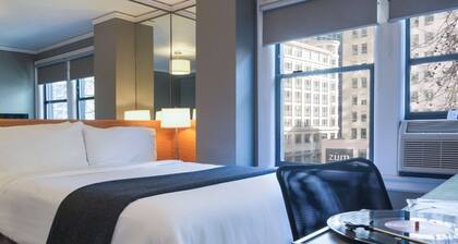 Mini Full | City Access & Panoramic Views