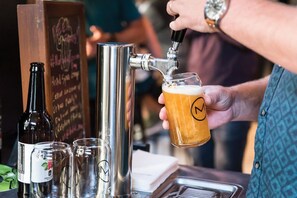 الطعام والشراب