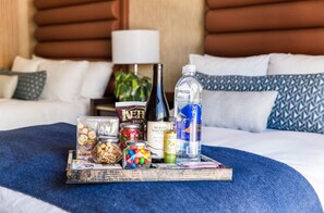 1 bedroom, in-room safe, desk, iron/ironing board