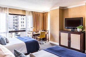 1 chambre, bureau, fer et planche à repasser, Wi-Fi gratuit