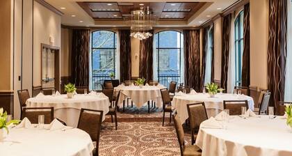 Accessible Two Doubles | DT Portland & More Perks