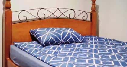 Cozy home on St Aidans. road with free parking and wifi