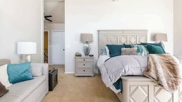 3 chambres, fer et planche à repasser, lit parapluie, Wi-Fi