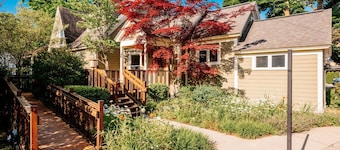 NEW The Luxe on Front