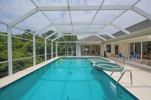 Et oppvarmet basseng