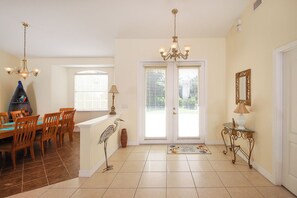 Interior - Sand Castle - 2320 Wooded Way (Englewood)