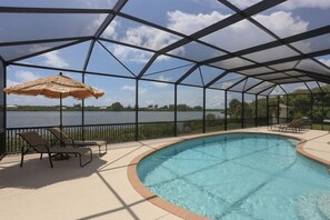 Et oppvarmet basseng