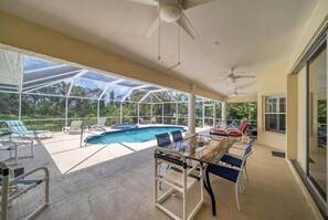 Dining - Pine Valley - Spacious Rotonda home overlooking lake (Rotonda West)