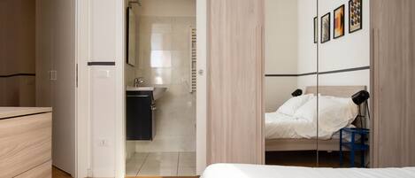 2 Schlafzimmer, Bügeleisen/Bügelbrett, kostenloses WLAN