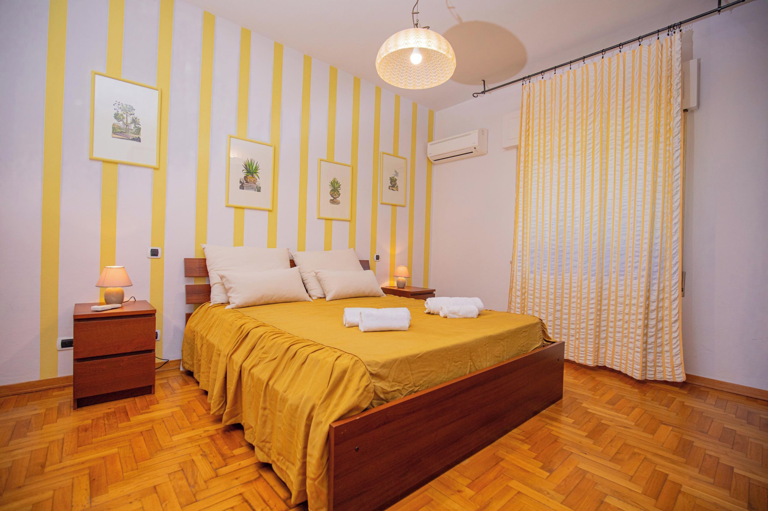 1 soverom, strykejern/-brett, wi-fi (inkludert) og sengetøy