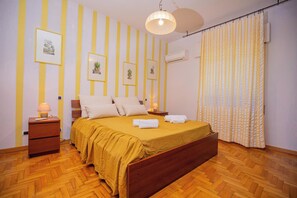 1 chambre, fer et planche à repasser, Wi-Fi gratuit, draps fournis