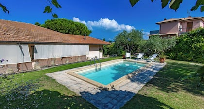 Seaside apartment in Bengodi