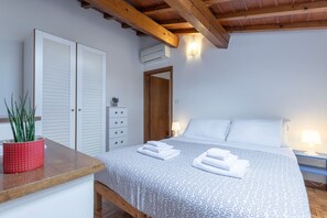 1 bedroom, iron/ironing board, WiFi, bed sheets - Florence Lovely Suite-Hosted by Sweetstay (Firenze)