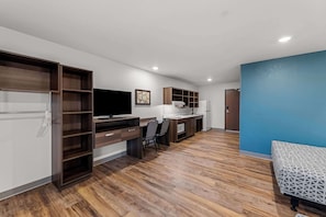 Suite, 2 Queen Beds, Accessible, Non Smoking | Desk, laptop workspace, free WiFi, bed sheets