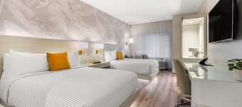 Cambria Hotel & Suites Plymouth
