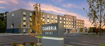 Cambria Hotel & Suites Plymouth