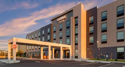 Cambria Hotel & Suites Plymouth