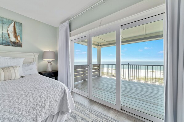 5 bedrooms, iron/ironing board, free WiFi, bed sheets