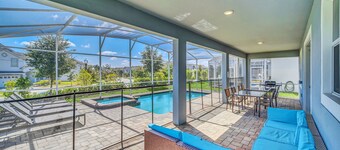 Beautiful Resort Home w/Theater Room Near Disney! 1533