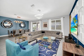 Fernseher, Tischfußball