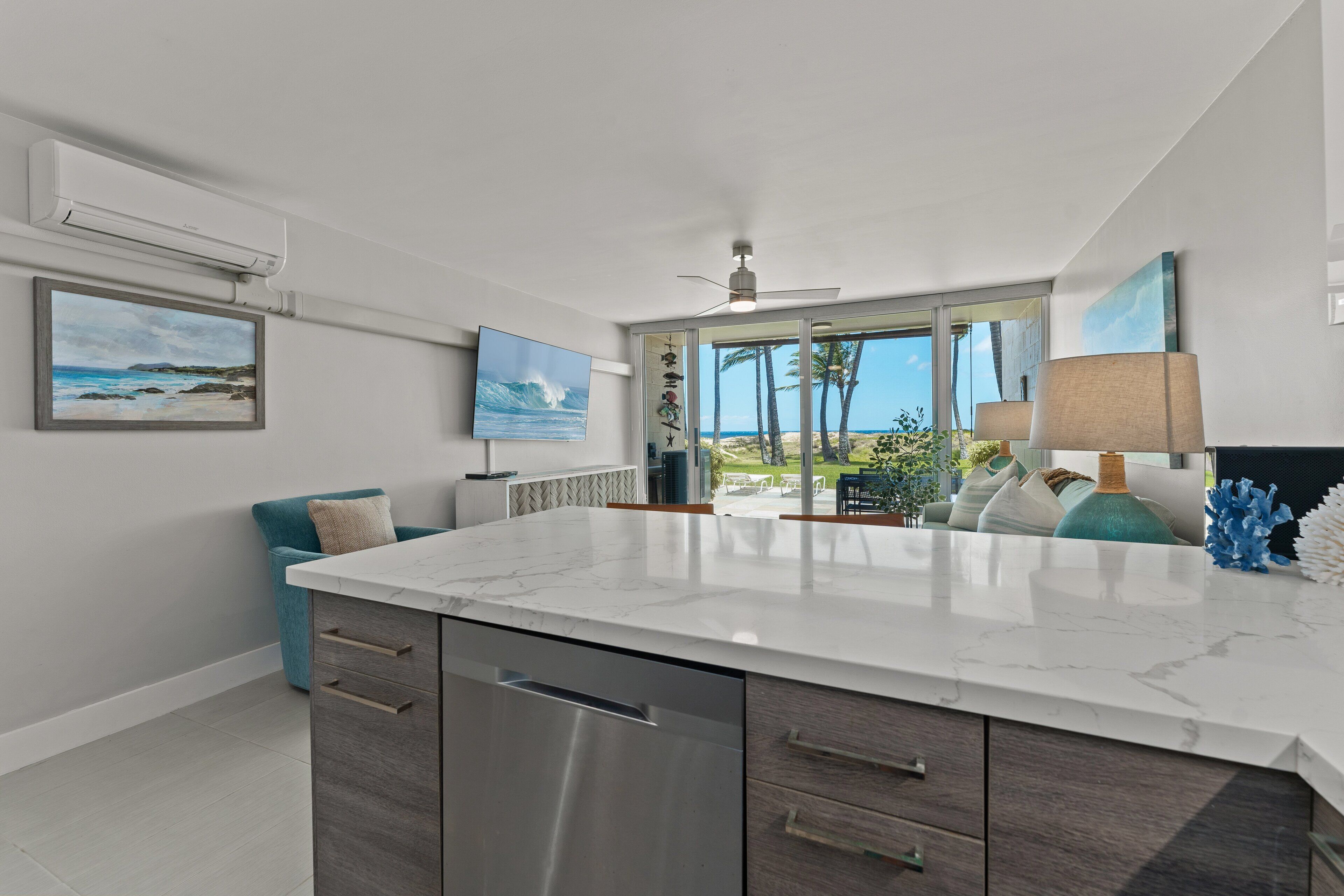 المنشأة من الداخل